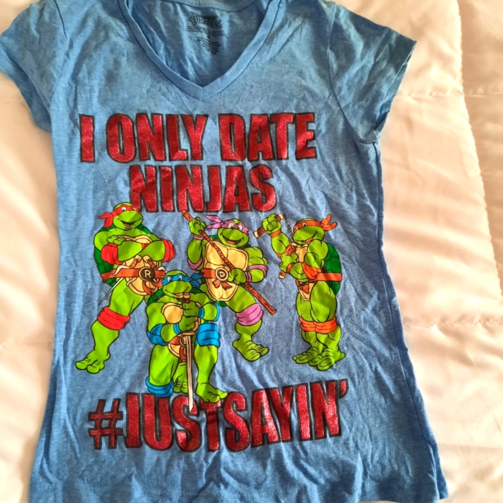 ❤ Blue ninja turtles v-neck tshirt